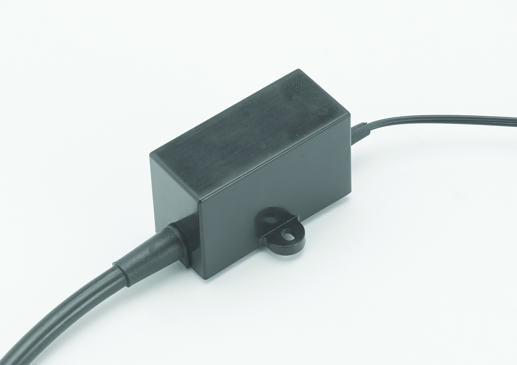 IP68 switching trans 9V US